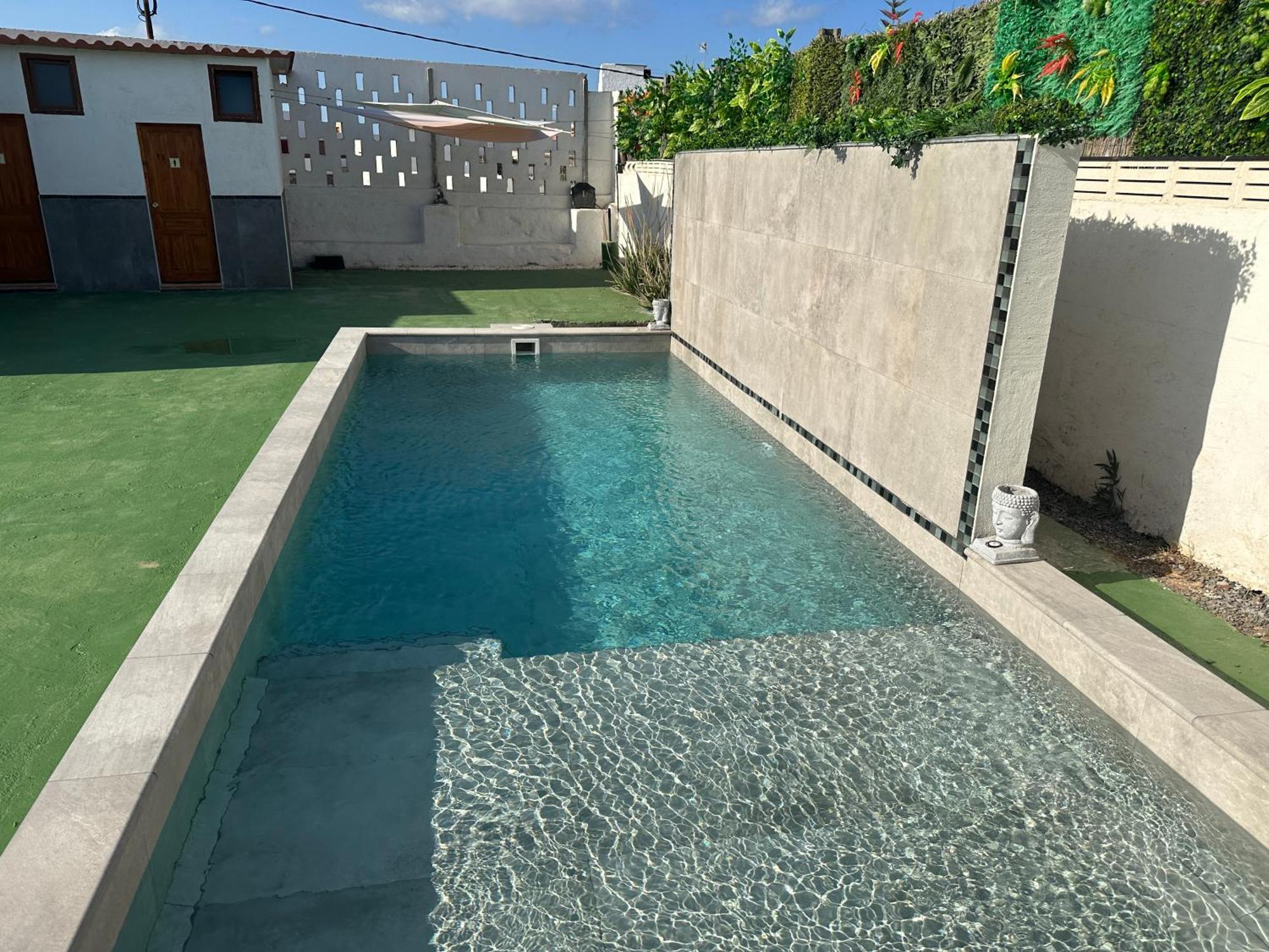 Valtisya Pool And Airport Guest House Telde Luaran gambar